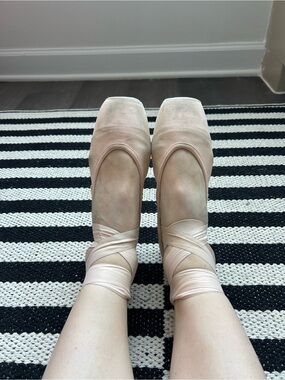 Ballet Pointe Shoes
